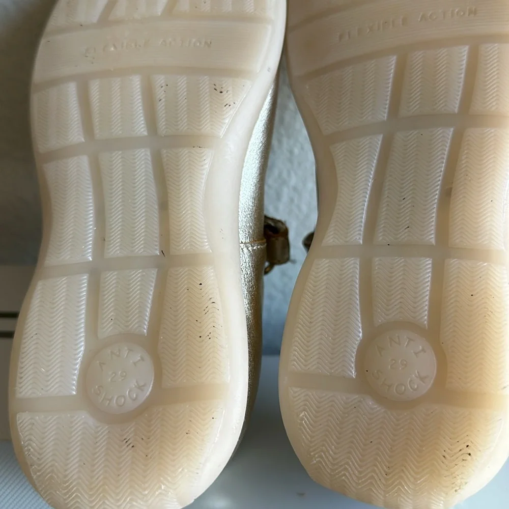 Beautiful Vera Pelle shoes from Primigi. Premium-Leather upper. - Picture 6 of 6